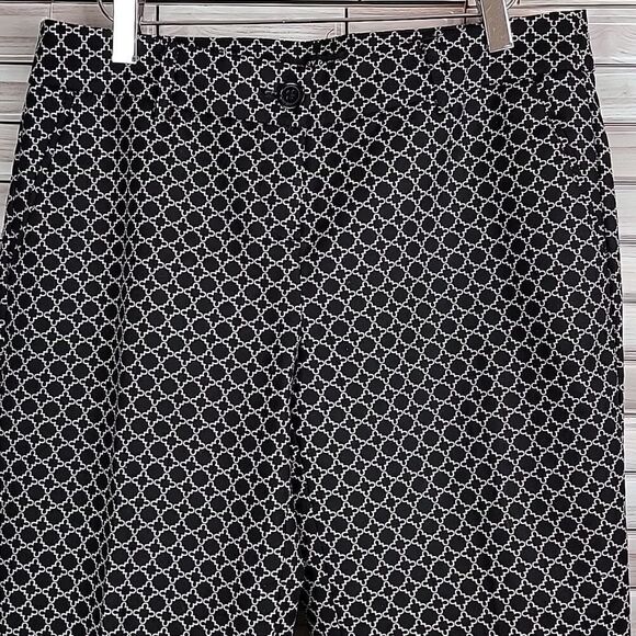 Hilary Radley women's printed capris dress pants Size 4 - Picture 2 of 15